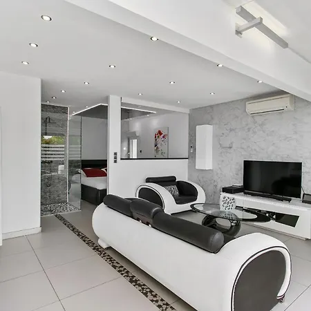 Village Naturiste - La Tentation Port Nature Luxe Agde