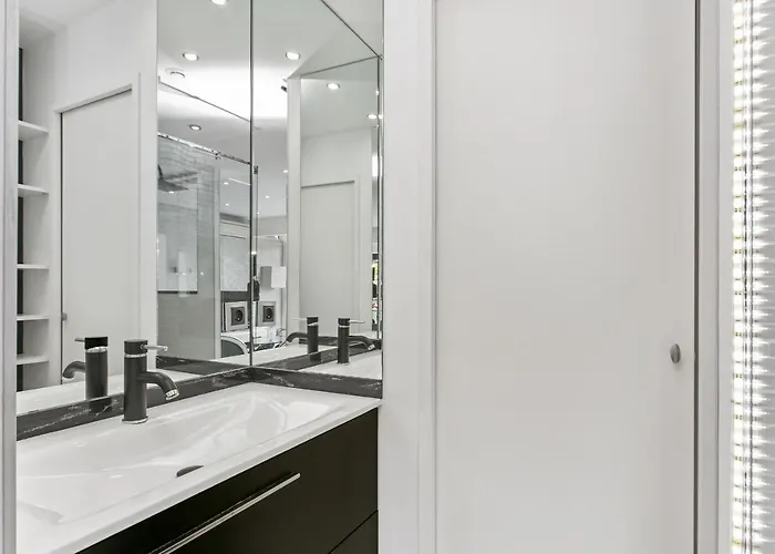 Апартаменти Village Naturiste - La Tentation Port Nature Luxe Агд